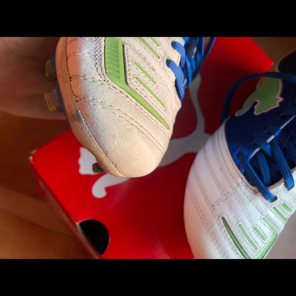 Women’s Puma Soccer Cleats - Picture 14 of 15